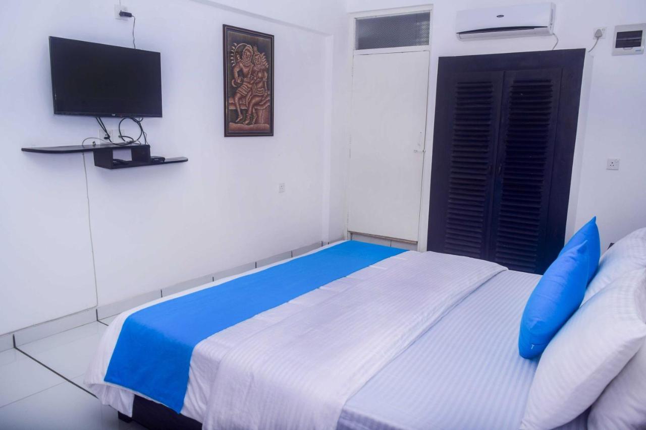 360 Beach Residence Negombo Exterior foto